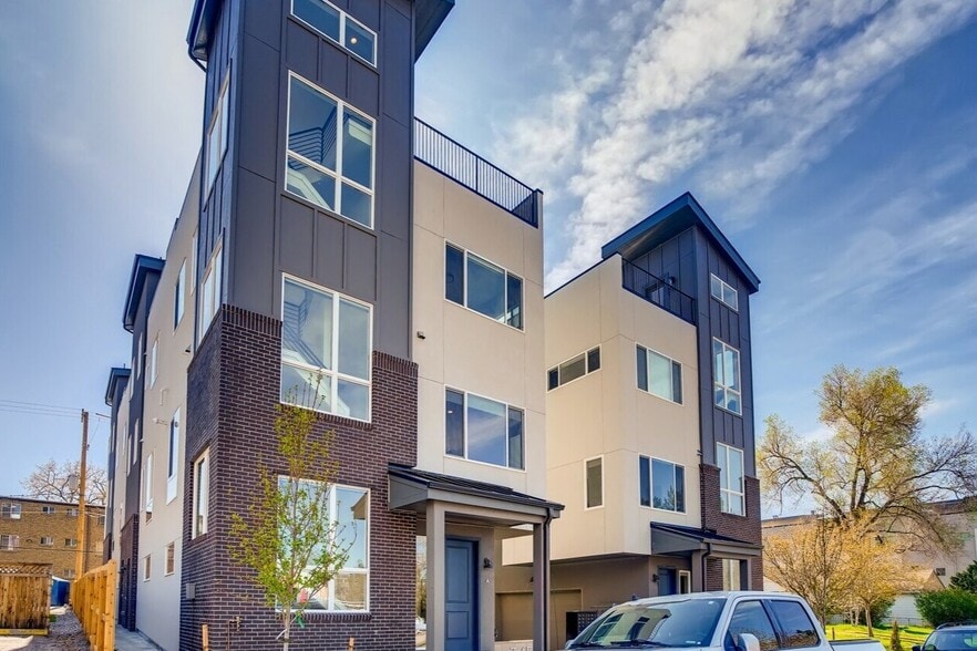 Corona Townhomes