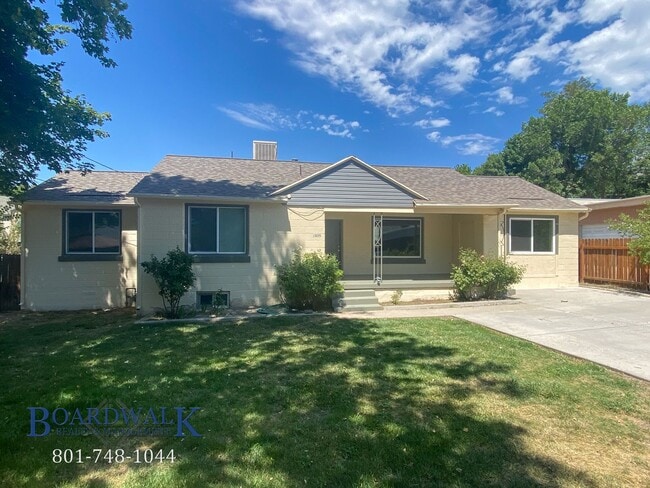 Charming 3 Bed 2 Bath Home in Holladay wit... - Charming 3 Bed 2 Bath Home in Holladay wit...