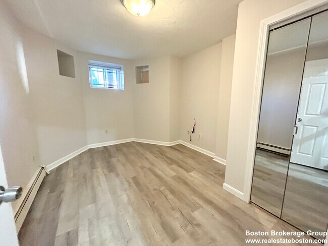 Photo - 92 Hammond St Unit 1