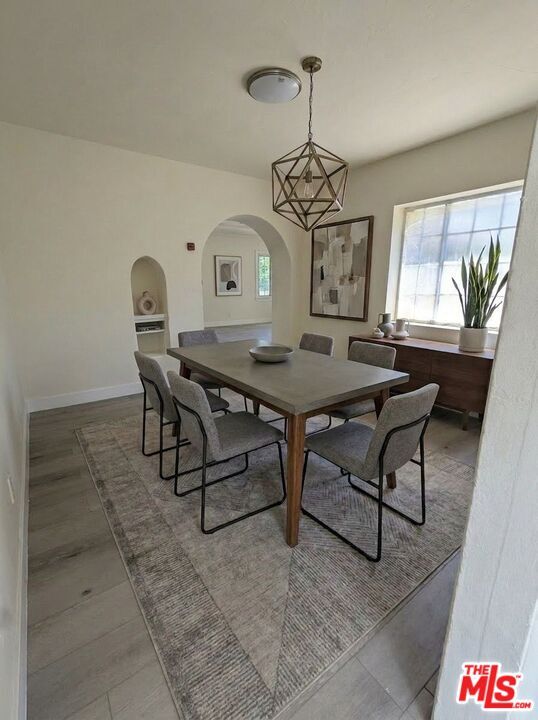 Photo - 1034 W 84th St