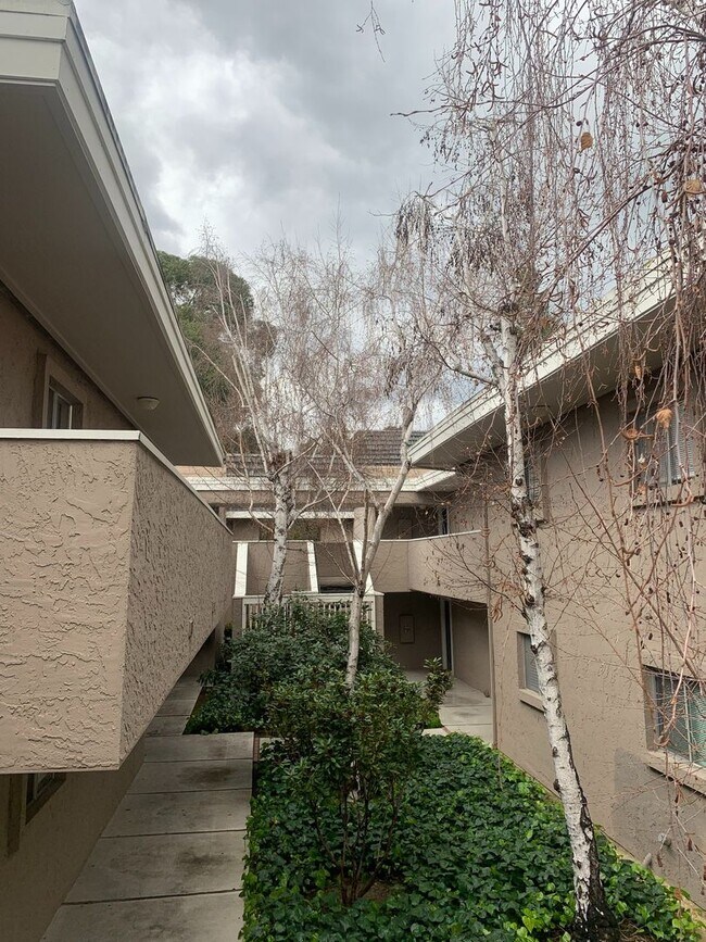 Photo - Lovely 2-Bedroom Apartment in Sharon Heights Unit 239