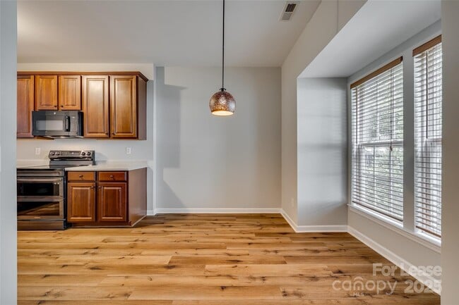 Photo - 309 Berg Cir