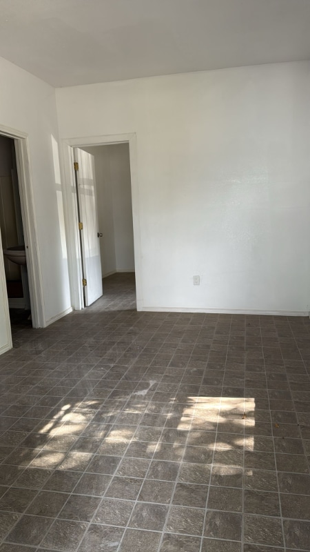 Photo - 201-203-203 E Washington Ave Apartment Unit 201-B