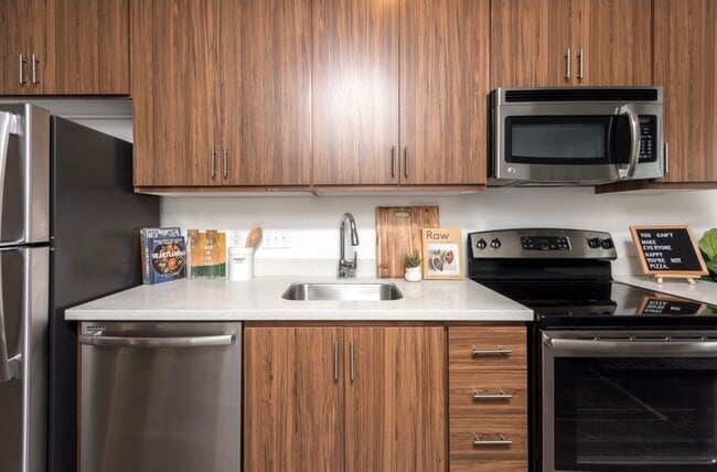 Photo - The Hawthorne Apts