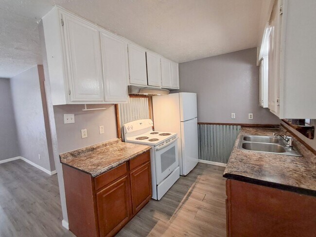 Photo - 12843-12849 Hamshire Rd Unit 12849 Hamshire Rd (WTR PD)-RTR 06/15/26