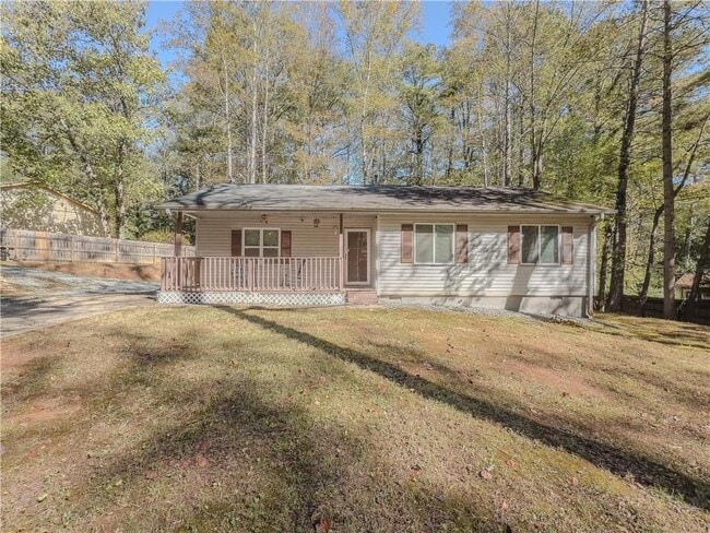 Building Photo - 580 Pineland Cir