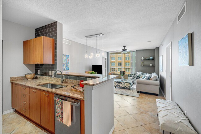 700 E Boynton Beach Blvd Unit 803