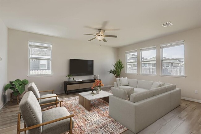 Photo - 121 Morning Dawn Ln