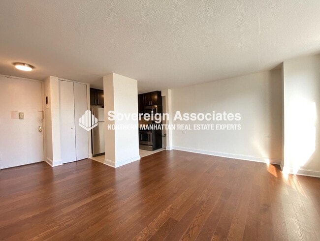 Photo - 3333 Broadway Unidad E16G