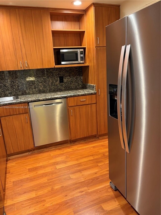 Photo - 1881 Middle River Dr Unit 303