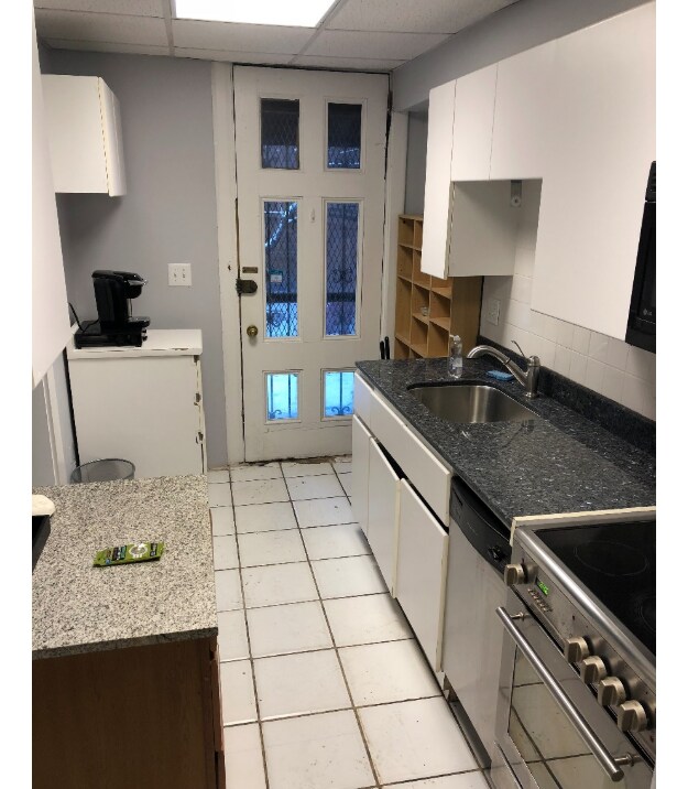 Photo - 429 Marlborough St