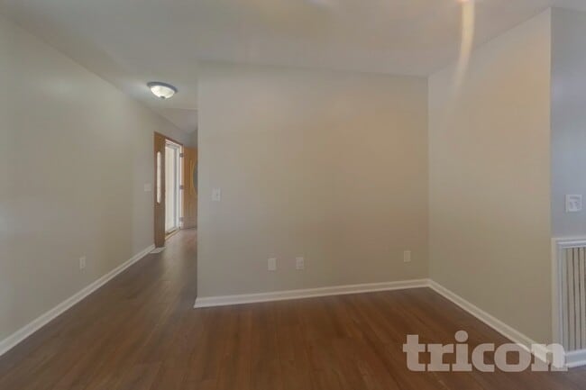 Photo - 1404 S Montebello Ln