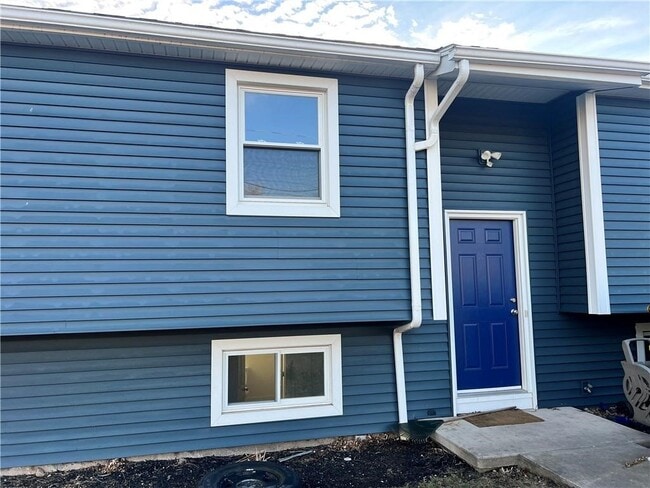 Building Photo - 1086 Flynn Rd Rental