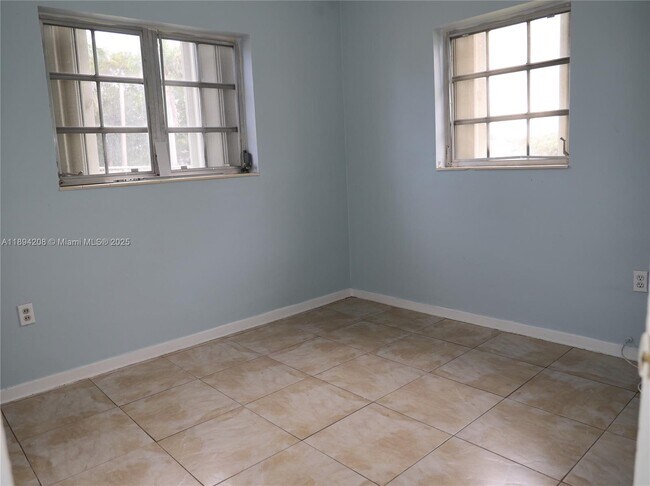 Photo - 15130 Jackson St