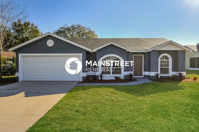 Building Photo - 3 Bedroom Pet-Friendly Home in Winter Haven, FL with Main Street Renewal