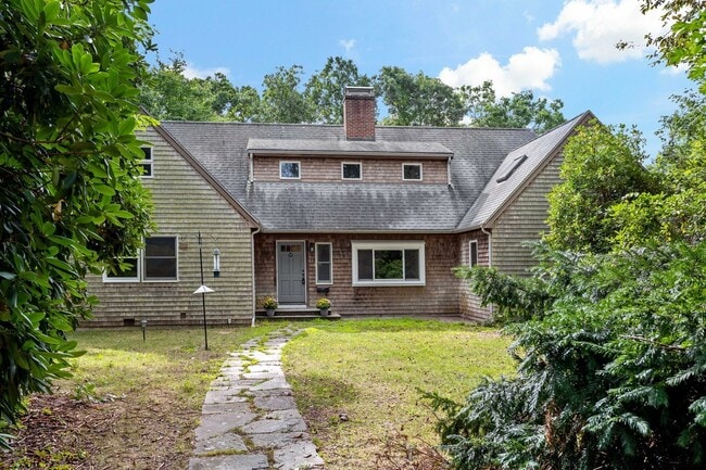1 Fern Ln