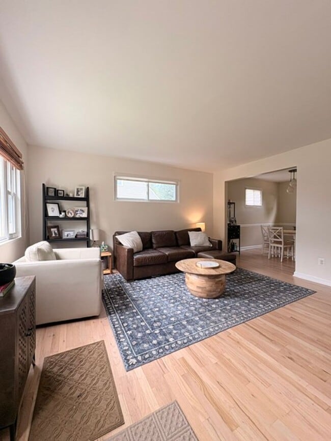 Photo - 13520 Grenoble Dr