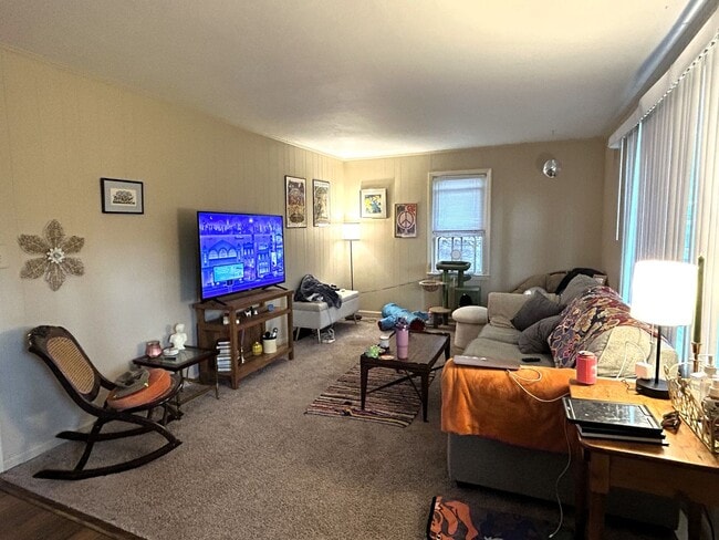 Photo - Charming Ranch Right Off W King Street!