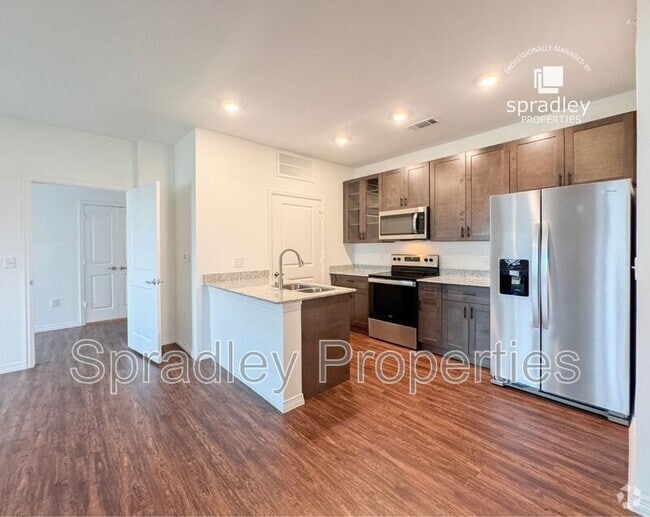 Building Photo - 1124 W Ave O Unit Apt 3208