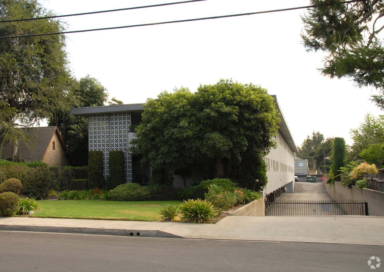 Photo - 1026 La Cadena Ave