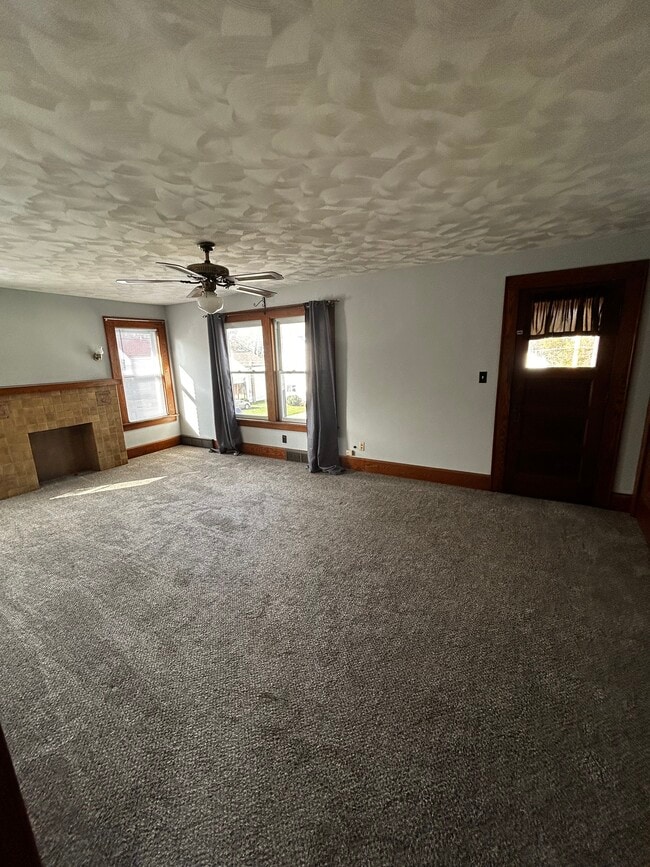 Photo - 533 E 28th St Unit 533 2nd fl