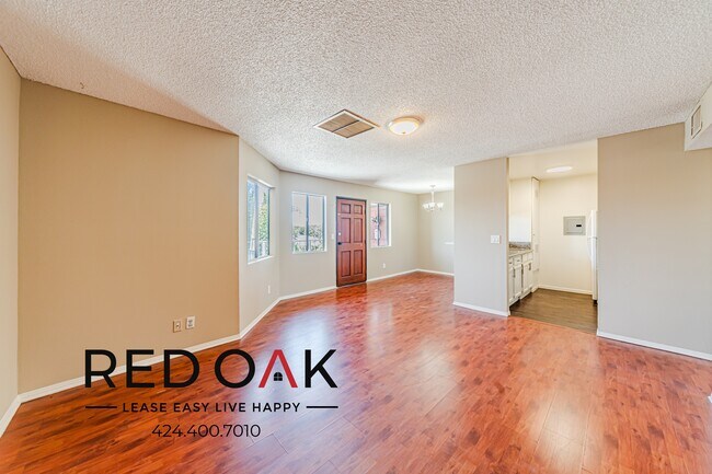 Building Photo - 4734 S Slauson Ave Unit 204