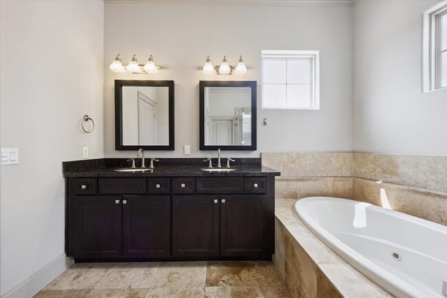 Photo - 4004 Feagan St