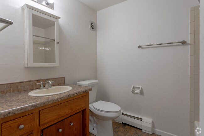1BR, 1BA