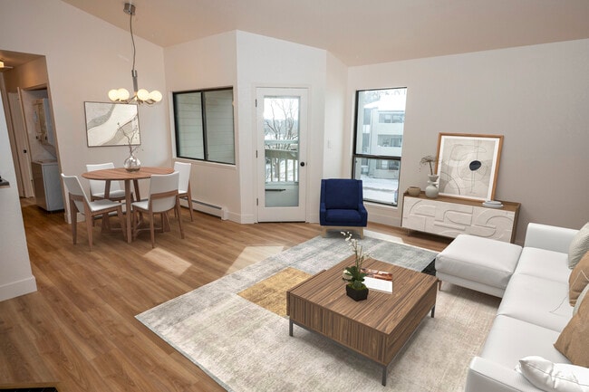 Building Photo - 3545 28th St Unit 308