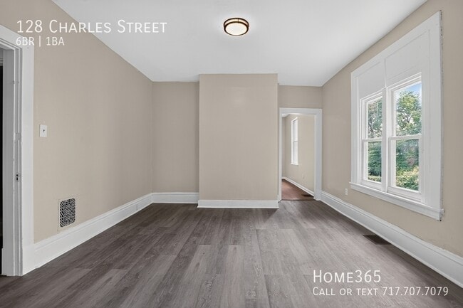 128 Charles St