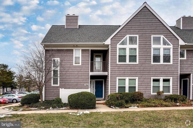 Building Photo - 7942 Mayfair Cir Rental
