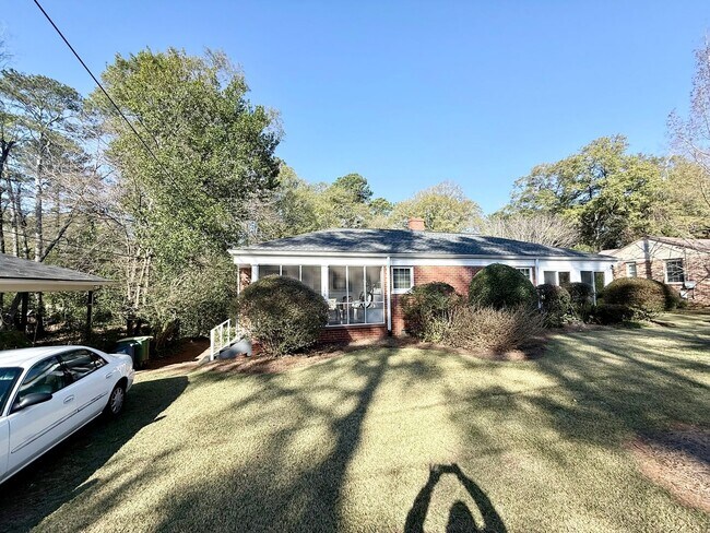 Building Photo - 130-140 Marion Dr Unit Marion Dr 140