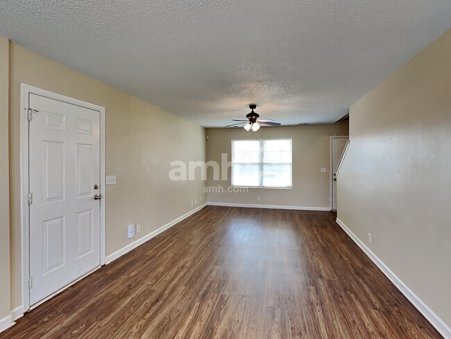 Photo - 2849 Elijah Dr