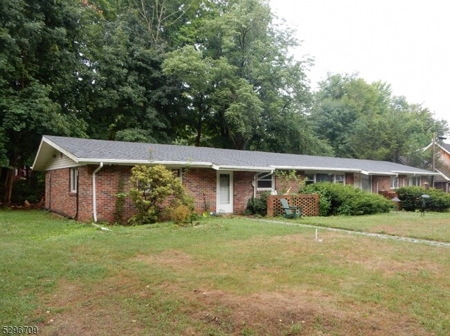 Building Photo - 5 Valley Dr Rental