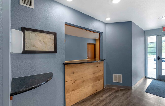 Photo - Furnished Studio-Birmingham - Bessemer