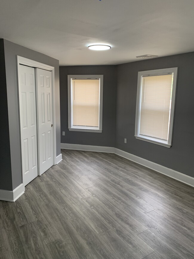 Photo - 3127 Mount Ephraim Ave