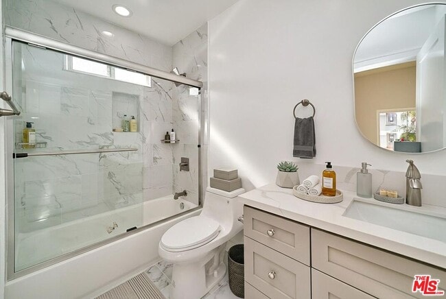 Photo - 1108 Queen Anne Pl