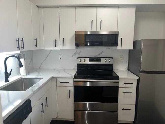 Photo - 401 E Ontario St Unit 1704