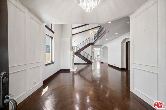 Photo - 2901 Oak Ave