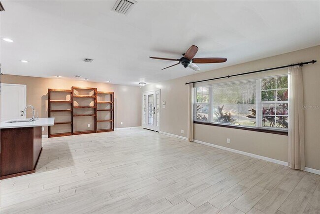 Photo - 5080 Oaklawn Ln