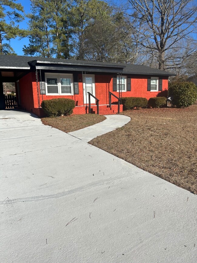 Building Photo - 717 Dogwood Ln Rental