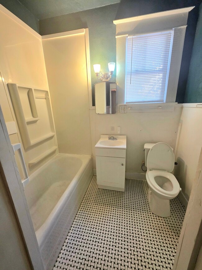 Photo - Kenan Street Unit B