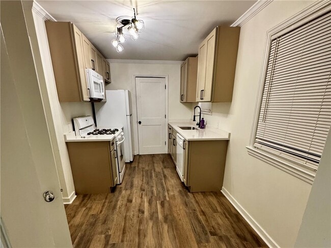 Photo - 153 Holmes Rd