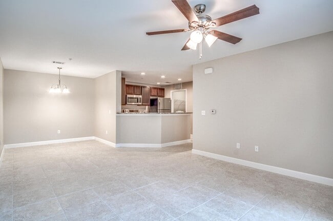 Photo - Beautiful 1 Bedroom Apartment in Fort Walton Beach!