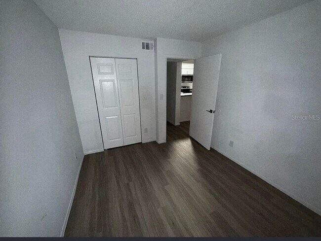 5313 Summerlin Rd