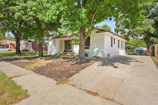 Photo - 2014 Shawnee St
