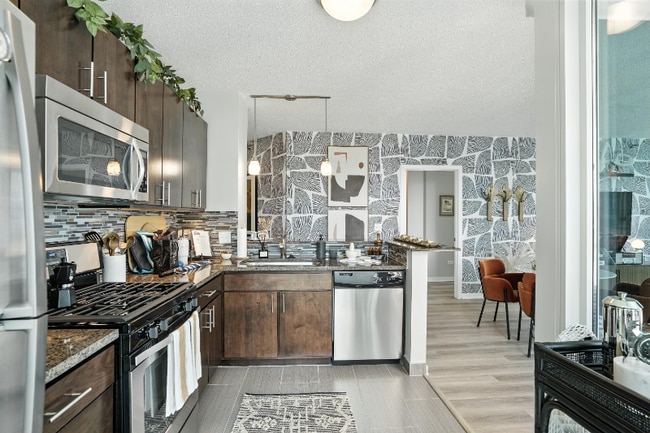 Photo - 341 E Ohio St