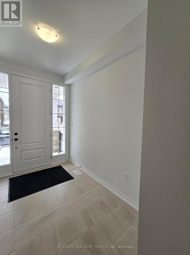 Photo - 45 Auckland Dr