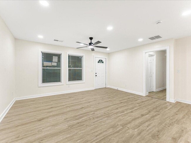 Photo - 5794 Pinecrest Rd SW