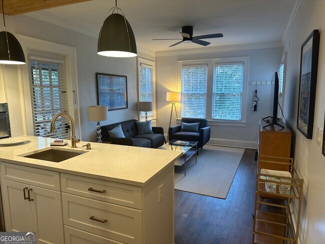 Photo - 1136 Lanier Blvd NE